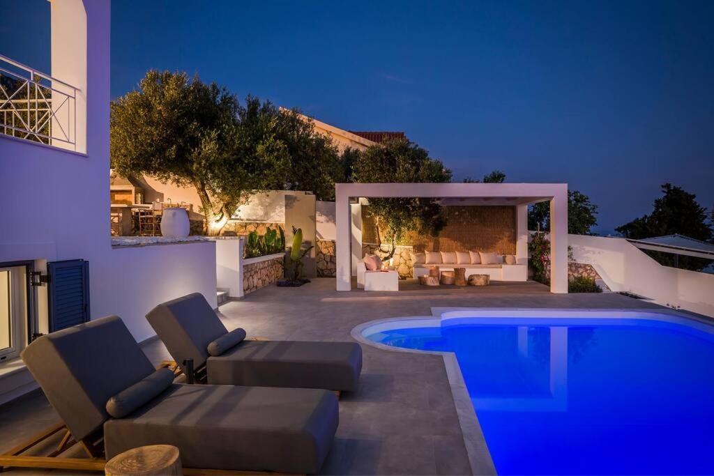 Lourdas White Villa Lourdata  Buitenkant foto