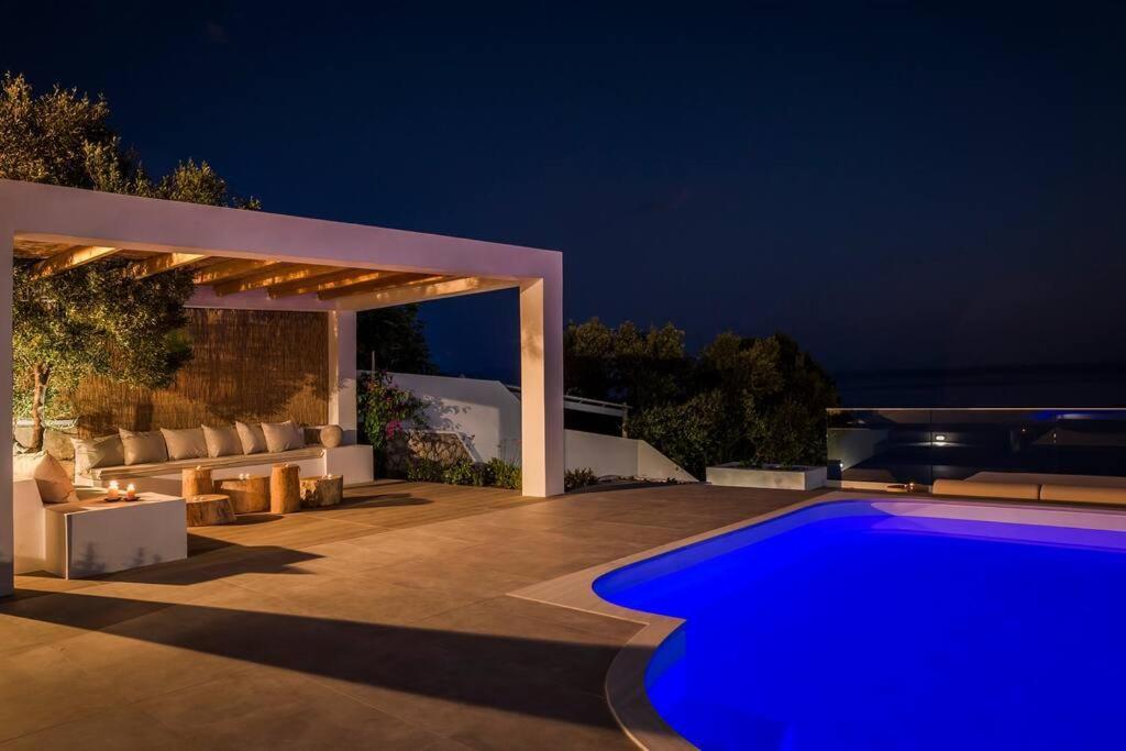 Lourdas White Villa Lourdata  Buitenkant foto